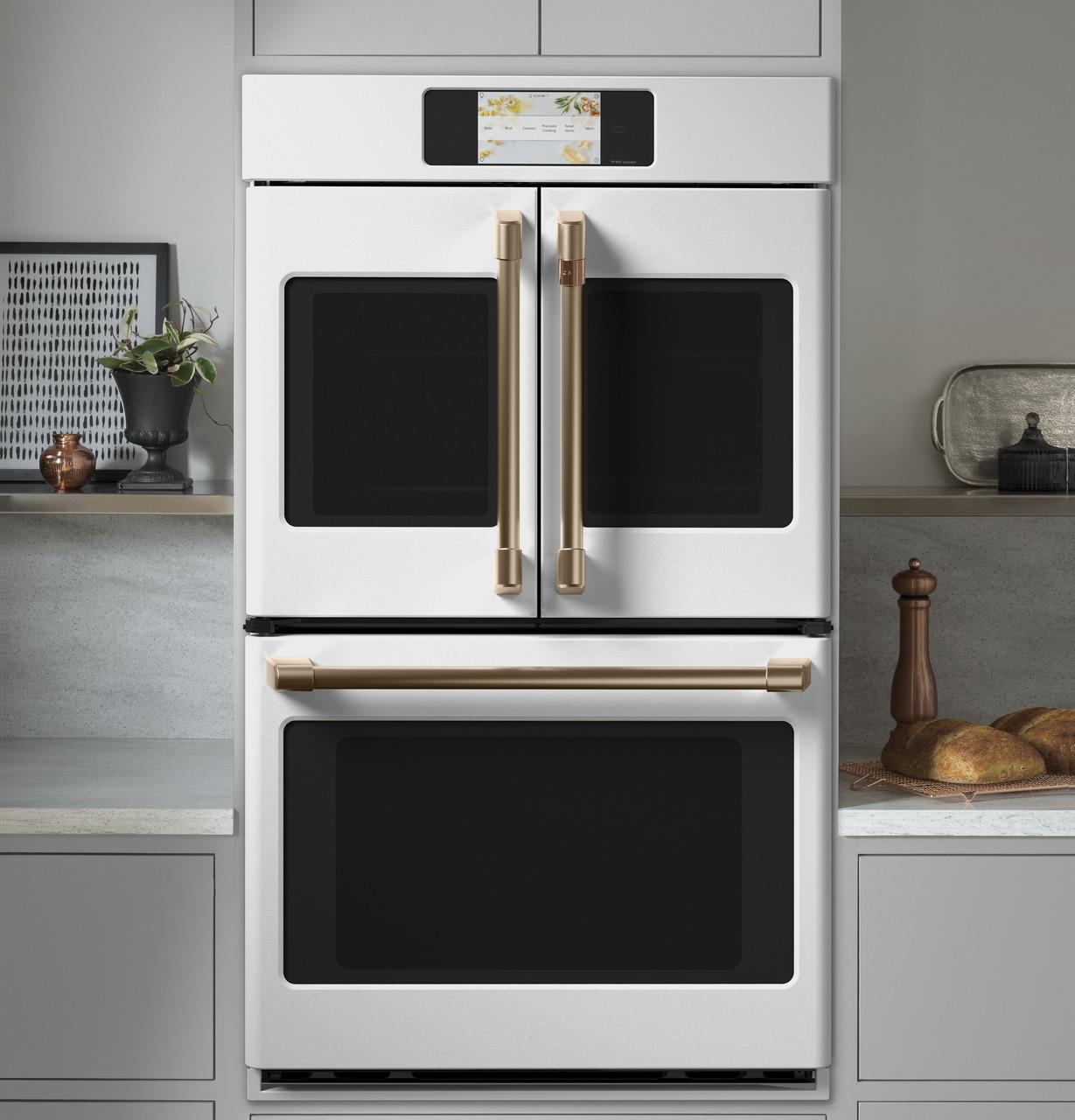 Cafe Caf(eback)™ Professional Series 30" Smart Built-In Convection French-Door Double Wall Oven