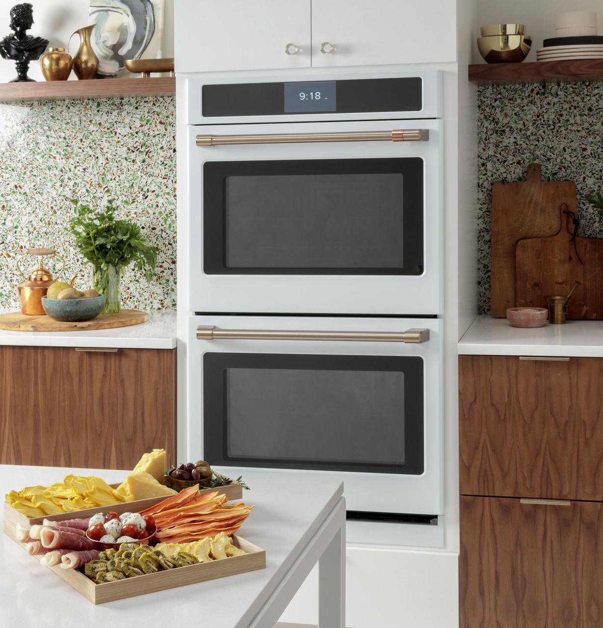 Cafe Caf(eback)™ Professional Series 30" Smart Built-In Convection Double Wall Oven