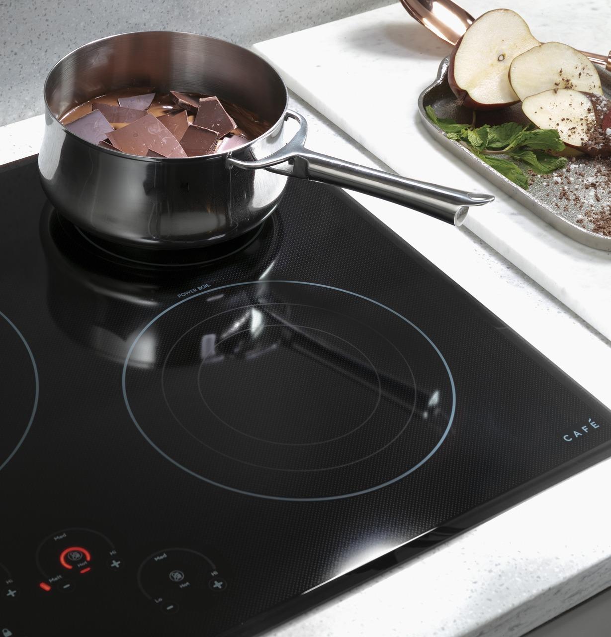 Caf(eback)™ 30" Touch-Control Electric Cooktop