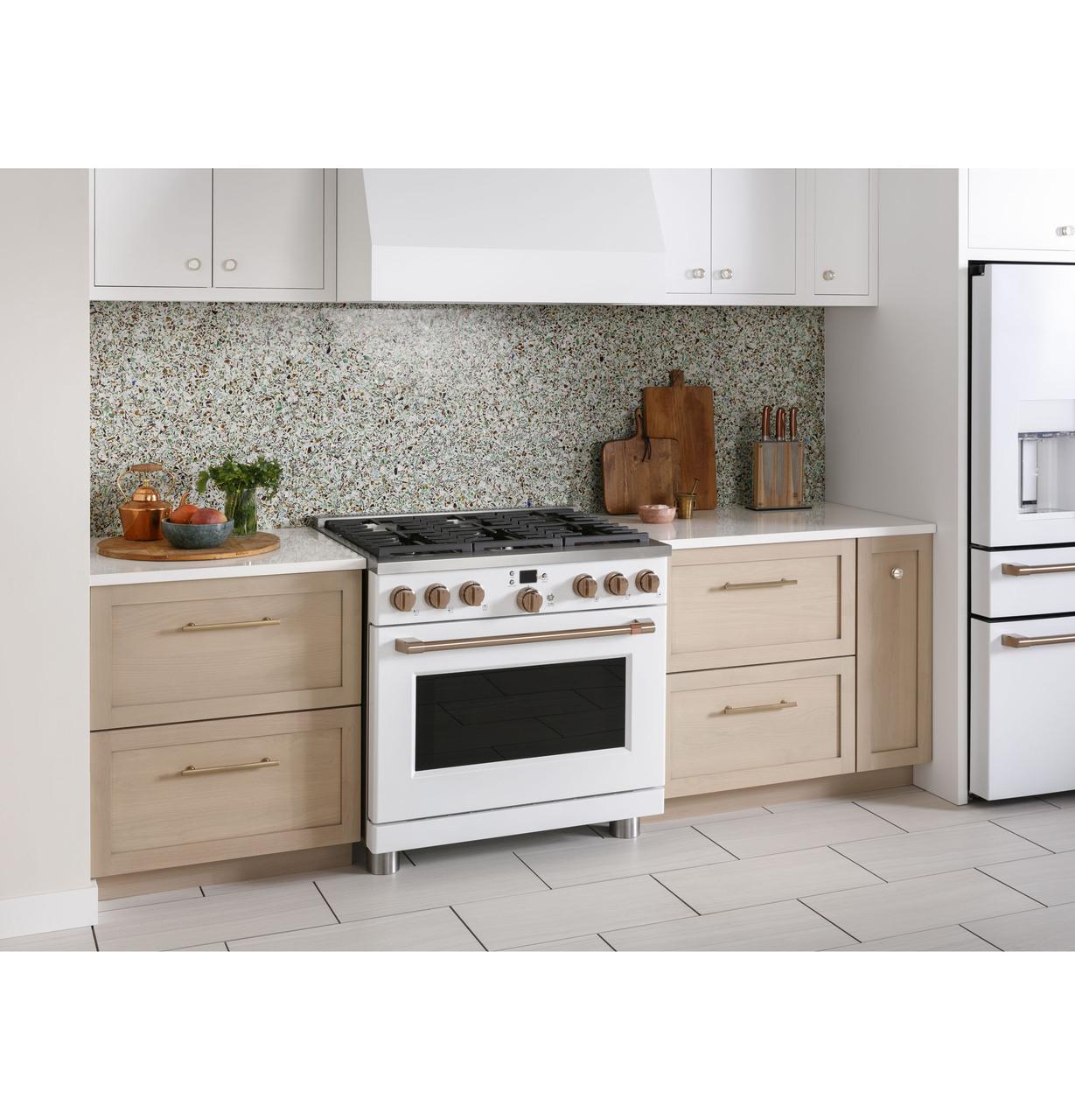 Cafe CGY366P4TW2 Caf(eback)™ 36" Smart All-Gas Commercial-Style Range with 6 Burners (Natural Gas)