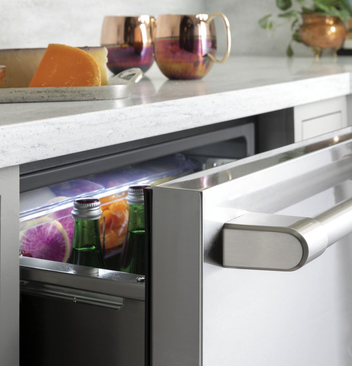 Cafe CDE06RP2NS1 CAF(EBACK)™ 5.7 Cu. Ft. Built-In Dual-Drawer Refrigerator