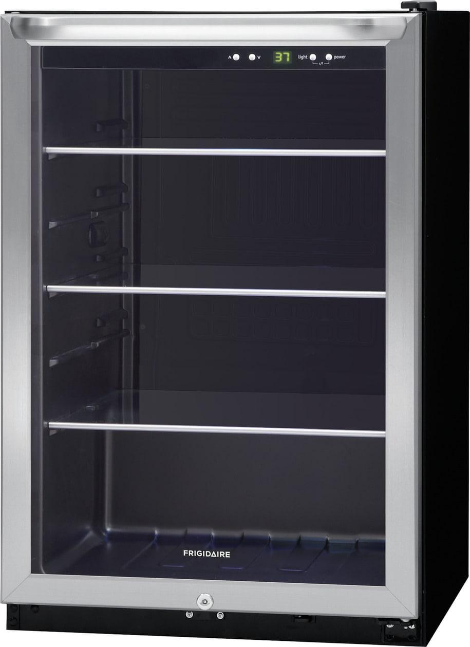 Frigidaire FRYB4623AS 138 12 oz. Can Capacity Beverage Center