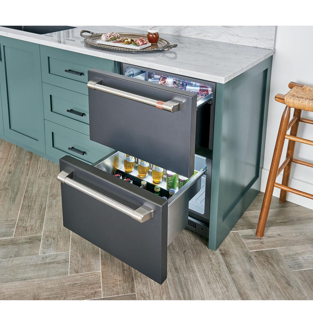 Cafe CDE06RP3ND1 Caf(eback)™ 5.7 Cu. Ft. Built-In Dual-Drawer Refrigerator