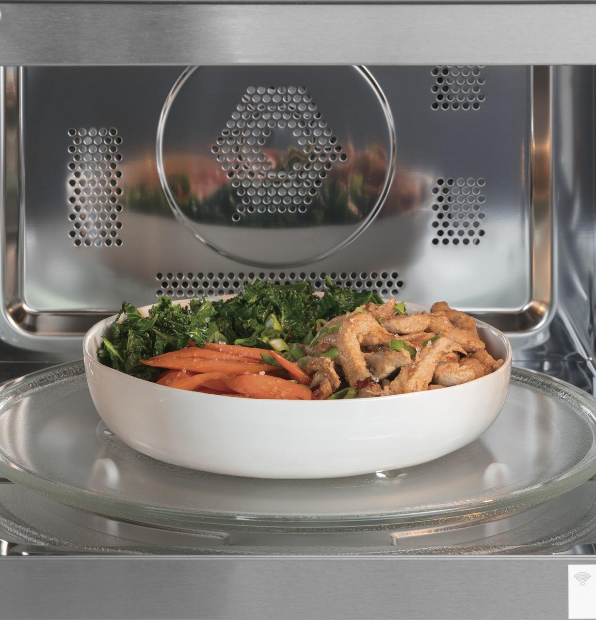 Caf(eback)™ 1.5 Cu. Ft. Smart Countertop Convection/Microwave Oven in Platinum Glass