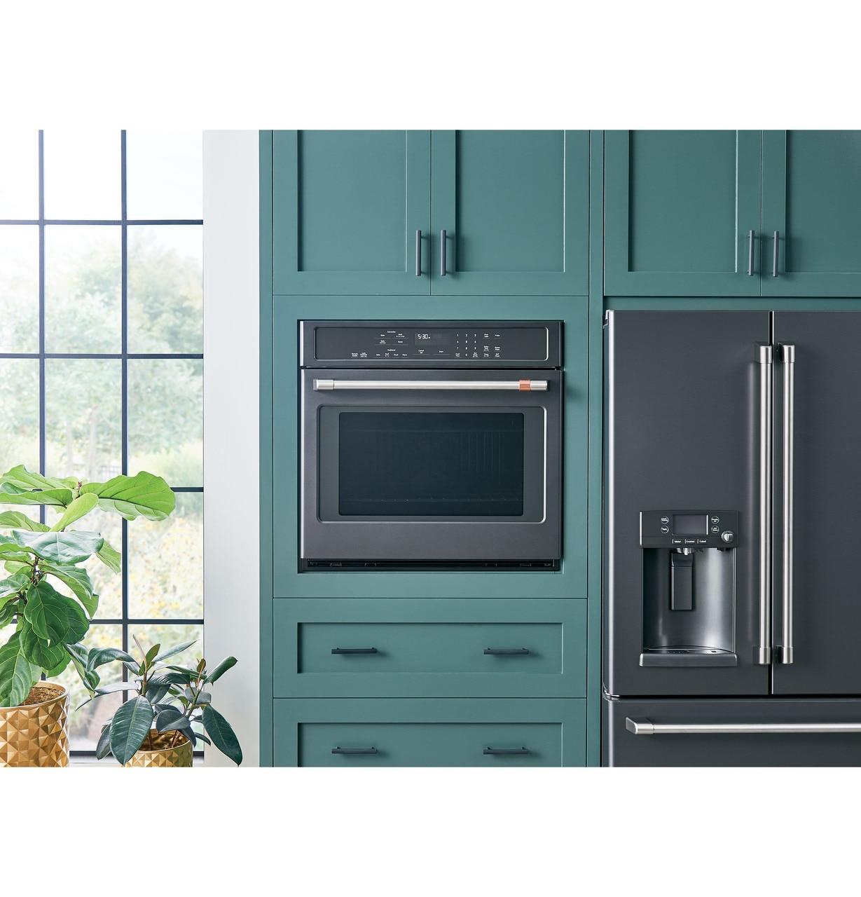 Caf(eback)™ 30" Smart Single Wall Oven with Convection