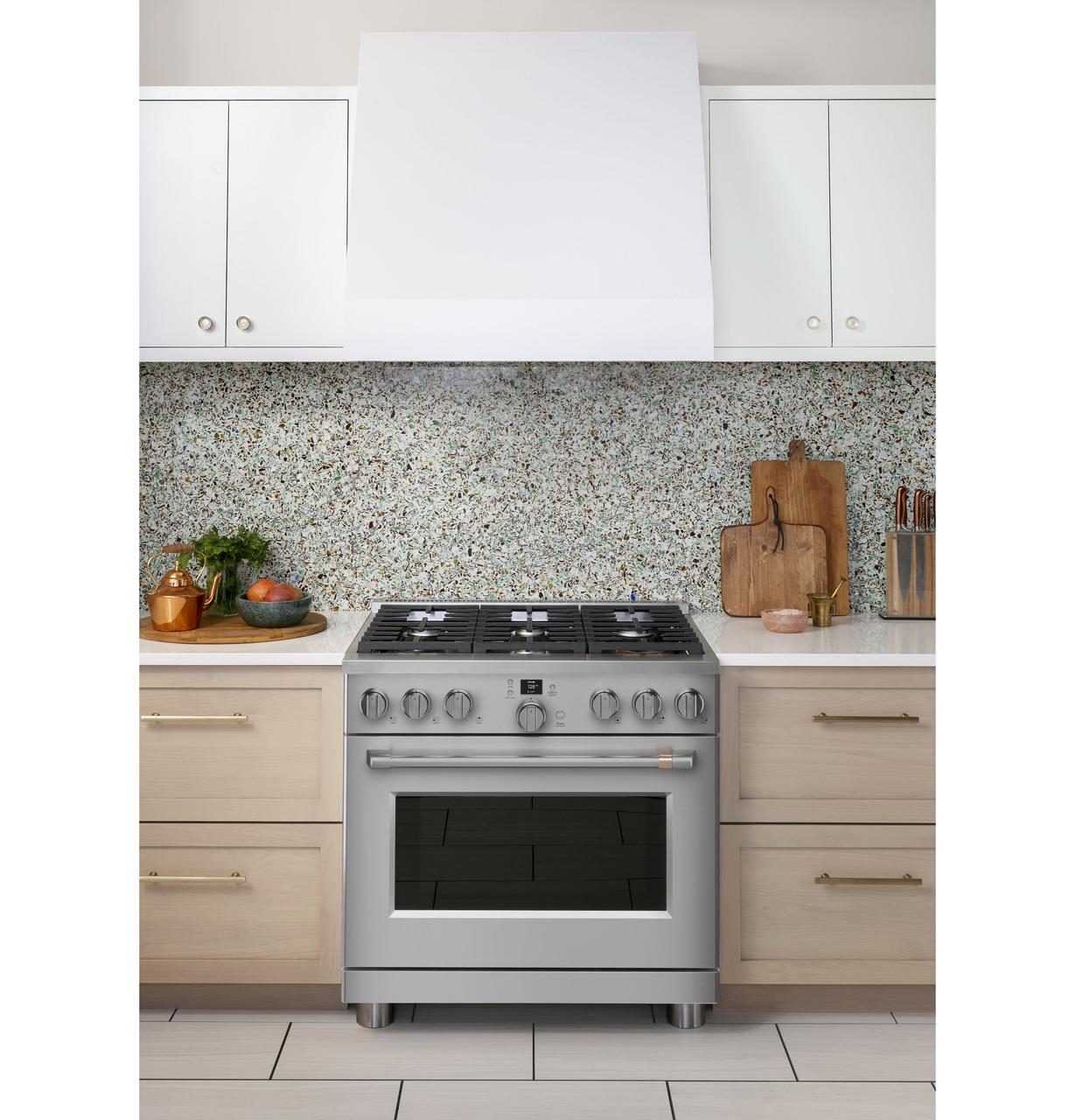 Cafe Caf(eback)™ 36" Smart All-Gas Commercial-Style Range with 6 Burners (Natural Gas)