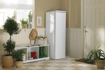 DUF071A3WDB Danby 7.1 cu. ft. Upright Freezer in White
