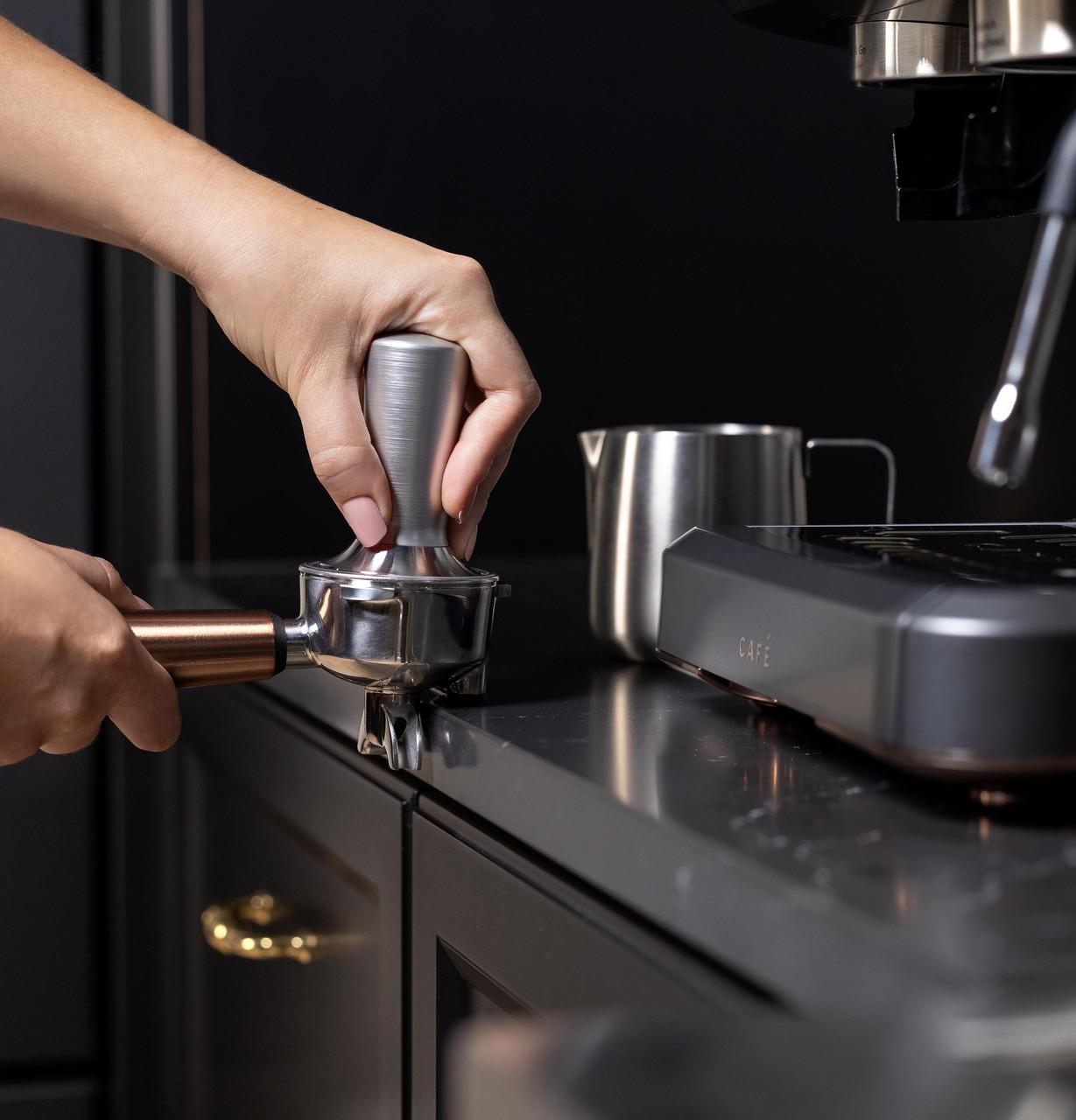 Cafe C7CESAS3RD3 CAF(EBACK)™ BELLISSIMO Semi Automatic Espresso Machine + Frother