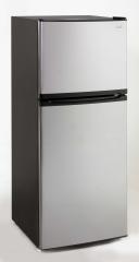 Avanti Model FF992PS - 9.9 Cu. Ft. Frost Free Refrigerator - Black / Platinum Finish Door