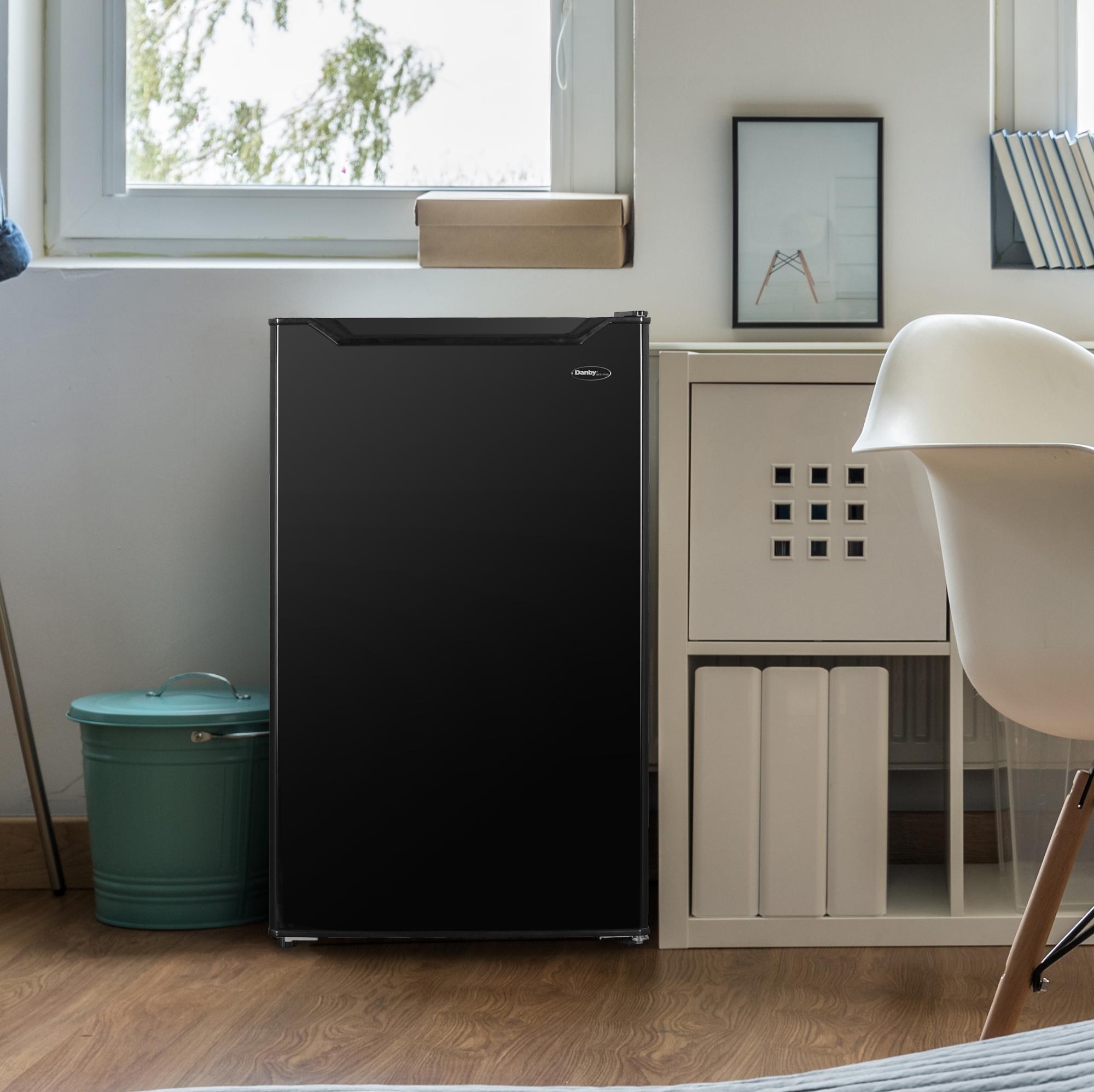 Danby 3.2 cu. ft. Compact Fridge in Black