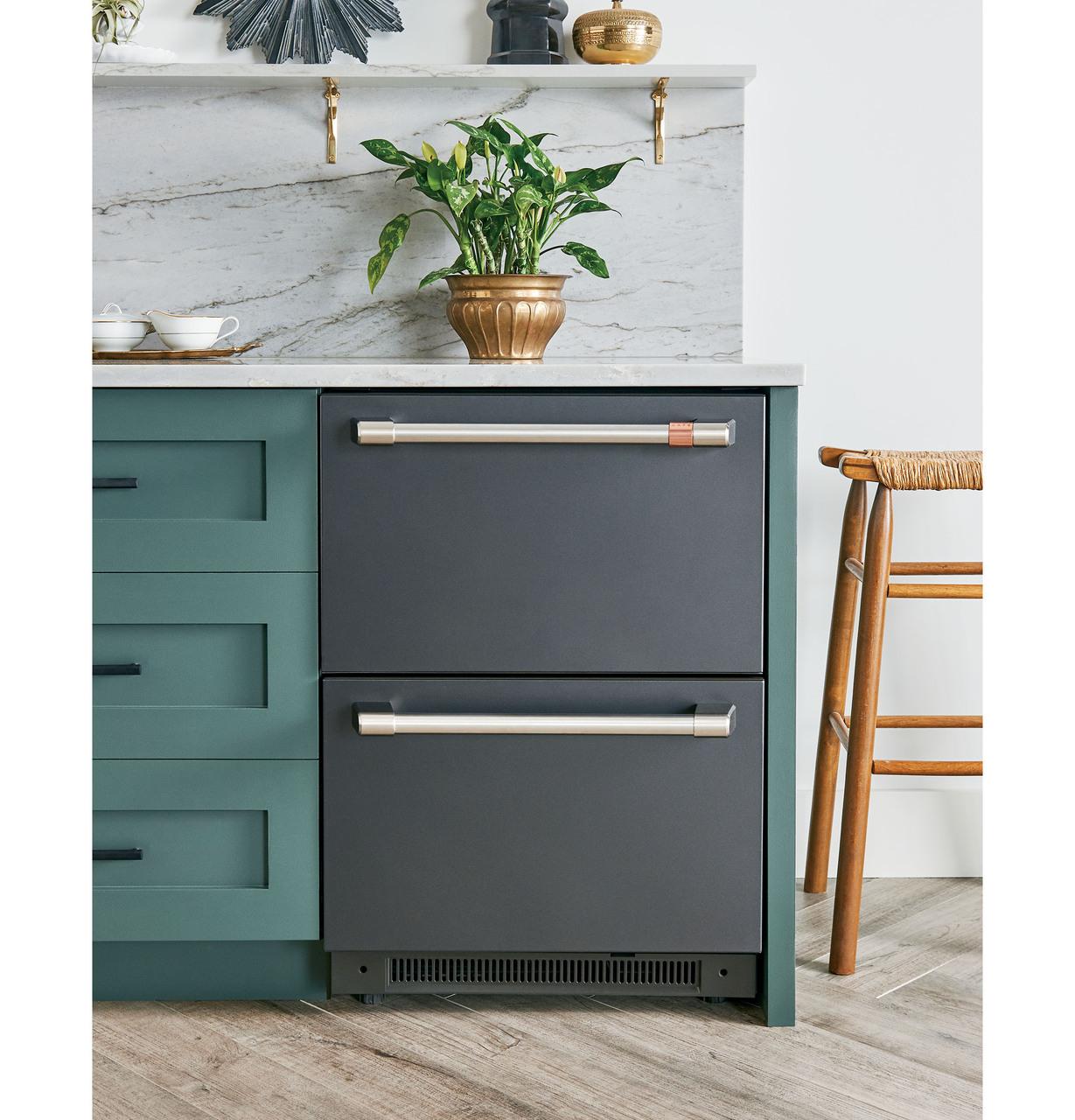 Cafe CDE06RP3ND1 CAF(EBACK)™ 5.7 Cu. Ft. Built-In Dual-Drawer Refrigerator