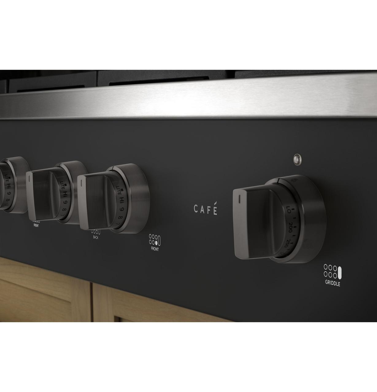 Cafe CGU486P3TD1 CAF(EBACK)™ 48" Commercial-Style Gas Rangetop with 6 Burners and Integrated Griddle (Natural Gas)