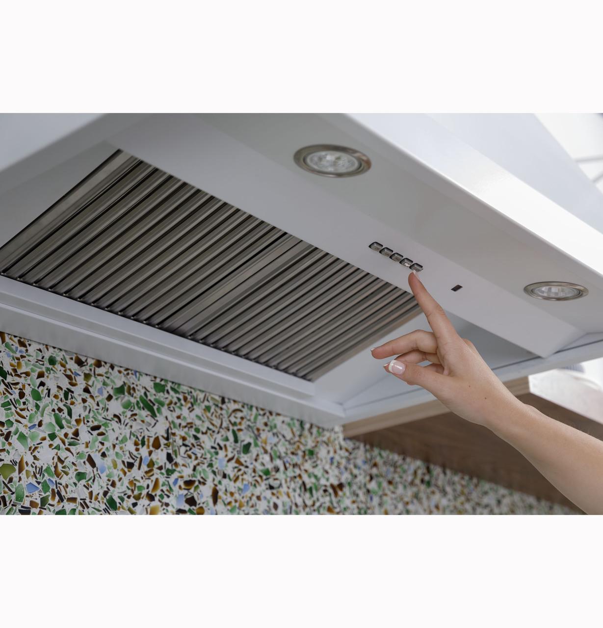 Cafe CVW93043PDS CAF(EBACK)™ 30" Commercial Hood