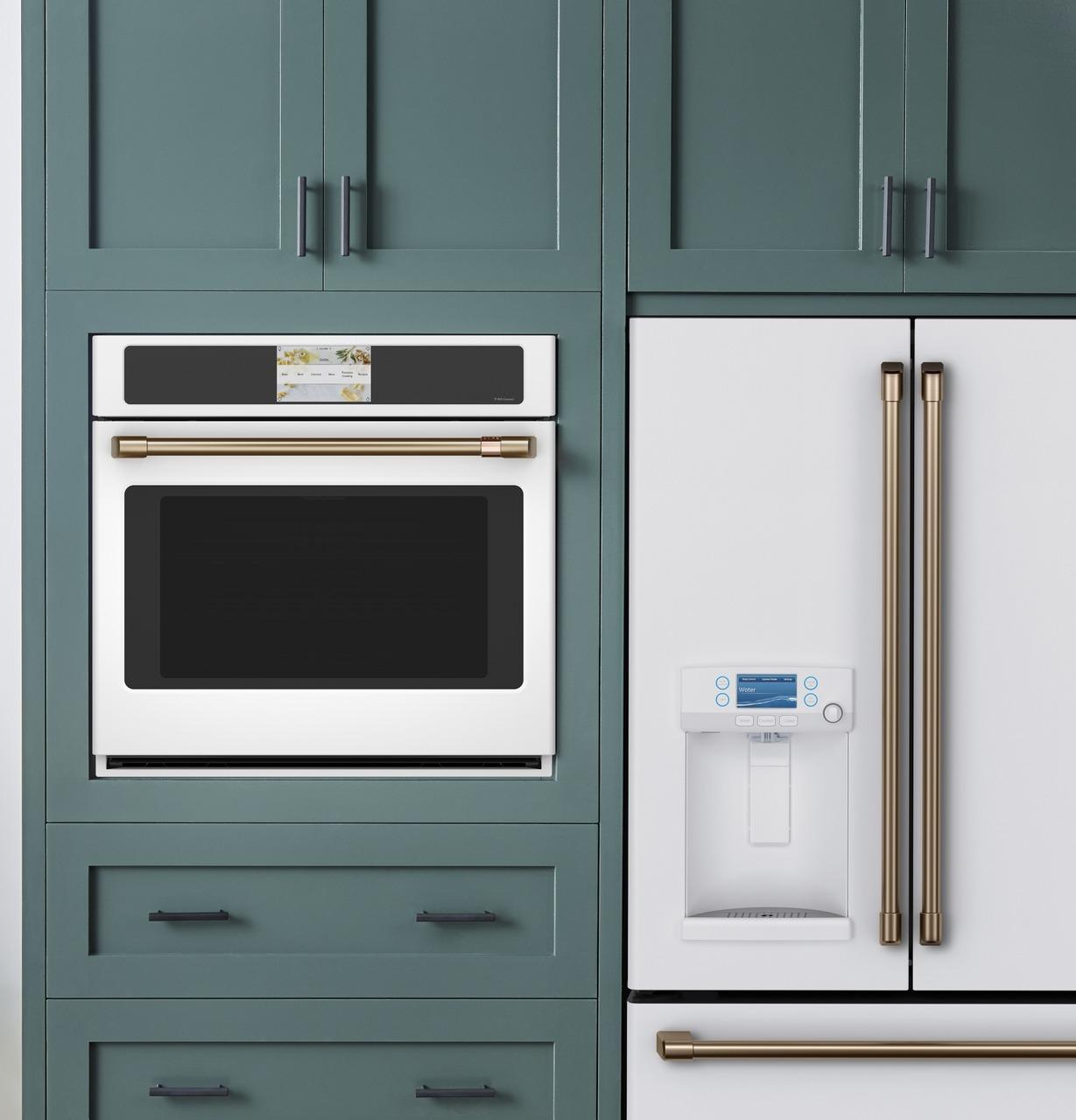 Cafe CTS90DP4NW2 CAF(EBACK)™ Professional Series 30" Smart Built-In Convection Single Wall Oven