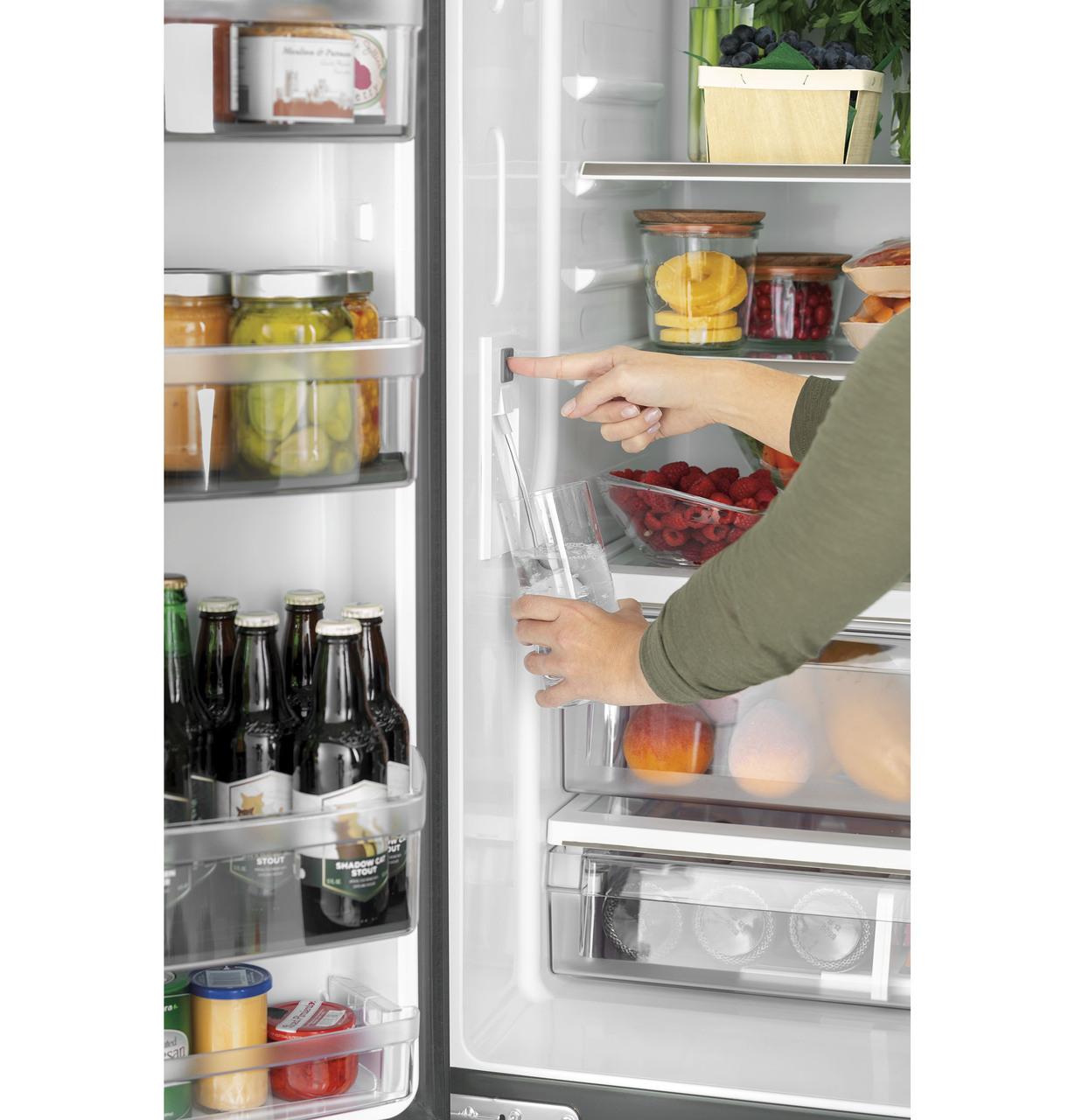Cafe CWE19SP4NW2 CAF(EBACK)™ ENERGY STAR 18.6 Cu. Ft. Counter-Depth French-Door Refrigerator