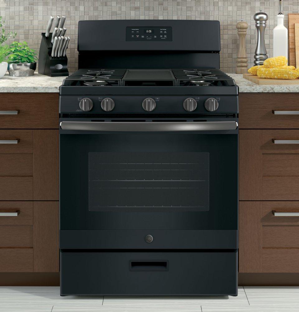 GE® 30" Free-Standing Gas Range