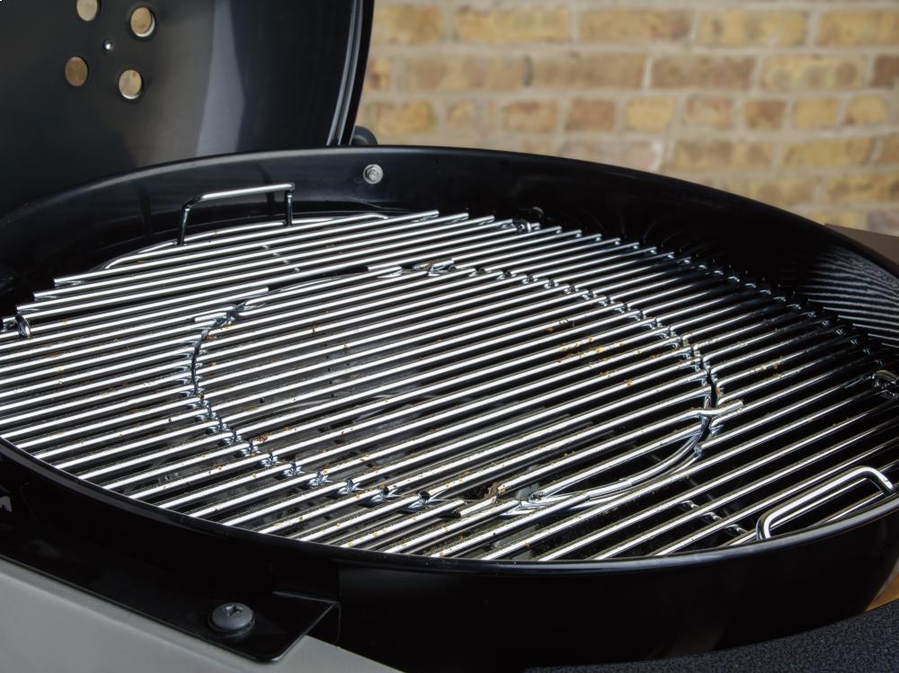 Weber 15401001 Performer Premium Charcoal Grill 22" - Black