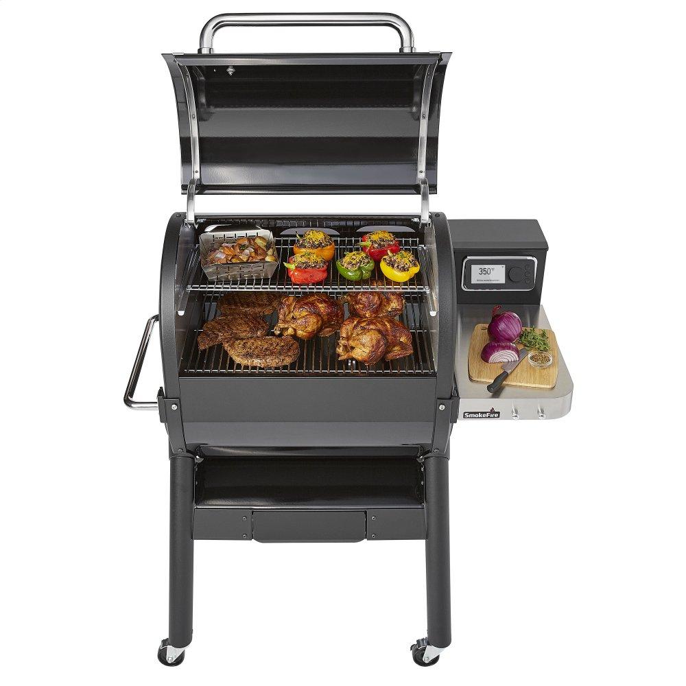 Smokefire EX4 Wood Pellet Grill - Black