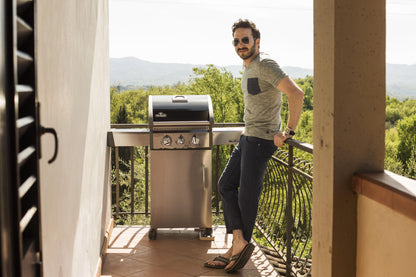 Napoleon Bbq T325SBPK Napoleon Triumph 325 Gas Grill.