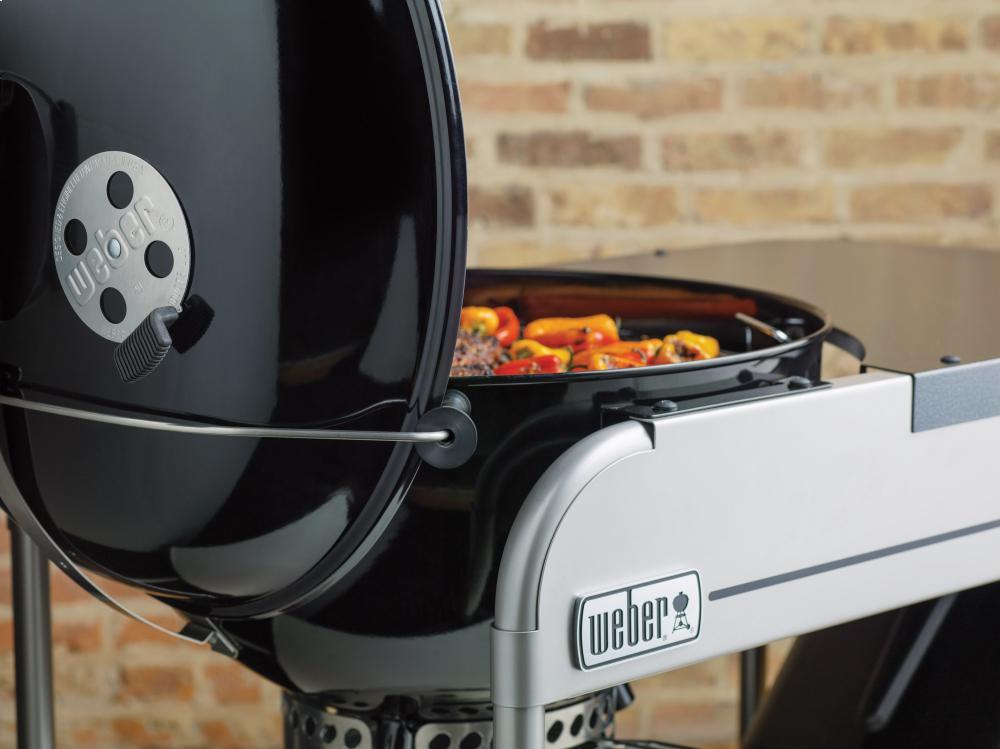 Weber 15401001 Performer Premium Charcoal Grill 22" - Black