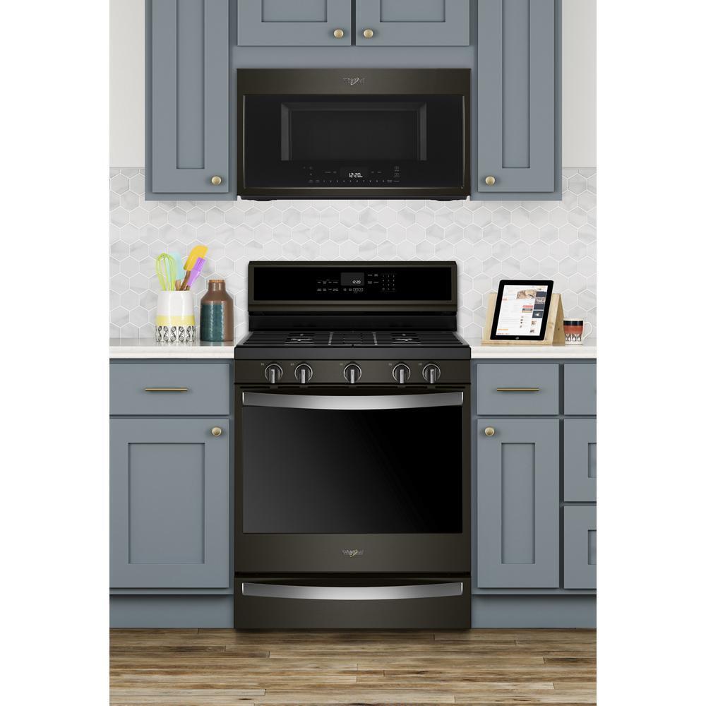 Whirlpool WFG975H0HV 5.8 cu. ft. Smart Freestanding Gas Range with EZ-2-Lift™ Grates