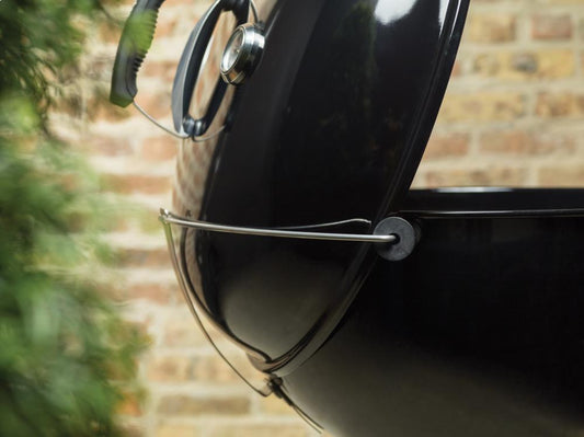 Weber 14501001 Master-Touch Charcoal Grill - 22" Black