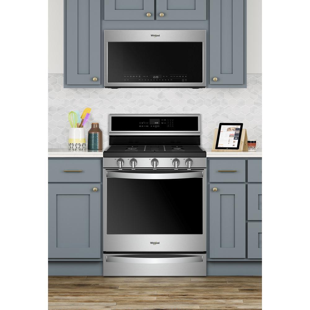 Whirlpool WFG975H0HZ 5.8 cu. ft. Smart Freestanding Gas Range with EZ-2-Lift™ Grates