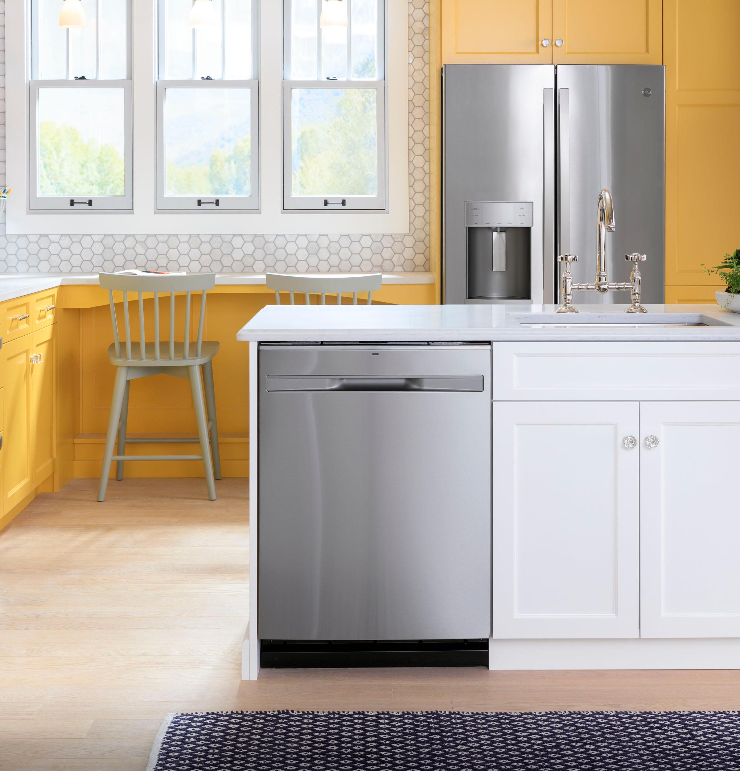 GE® Fingerprint Resistant Top Control with Stainless Steel Interior Dishwasher with Sanitize Cycle & Dry Boost with Fan Assist