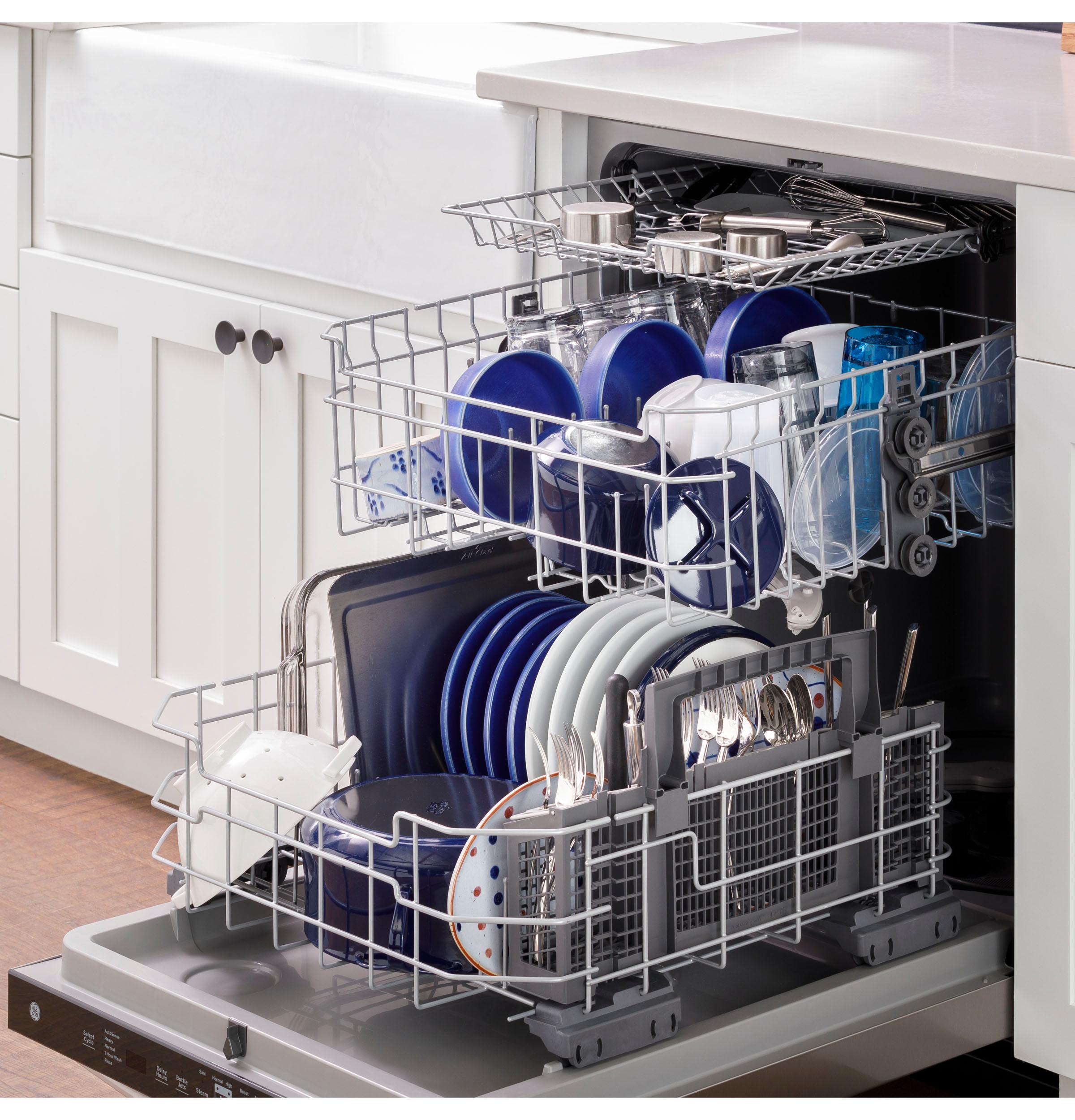 GDT630PMRES GE® ENERGY STAR® Top Control with Plastic Interior Dishwasher with Sanitize Cycle & Dry Boost