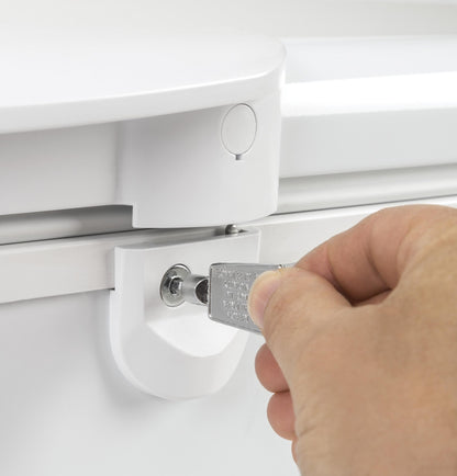 FCM22DLWW GE® ENERGY STAR® 21.7 Cu. Ft. Manual Defrost Chest Freezer