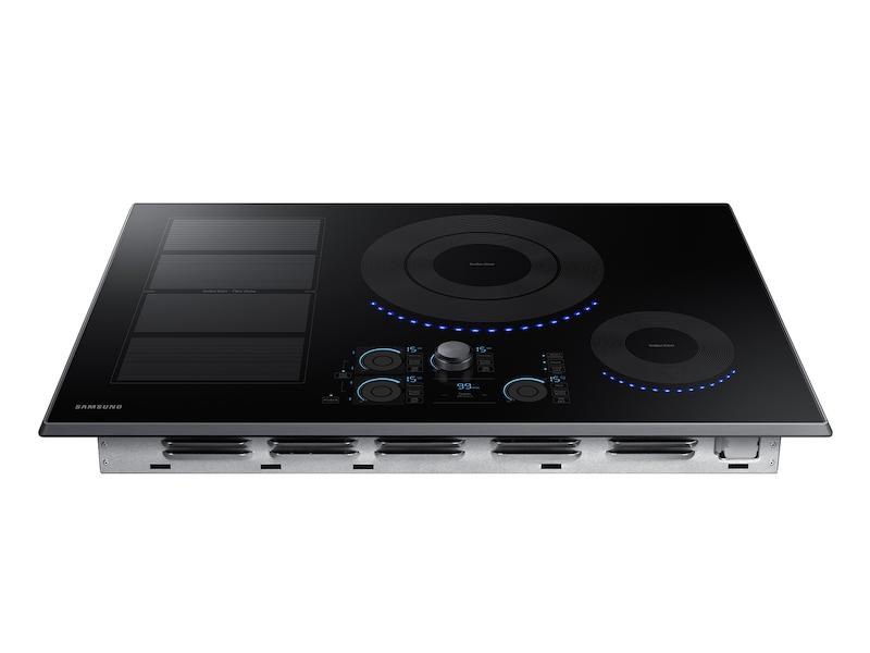 30" Smart Induction Cooktop in Black Stainless Steel