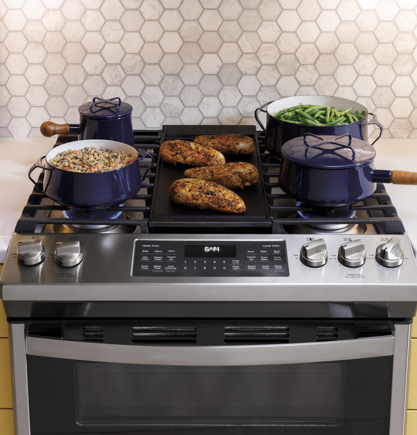 JGSS86SPSS GE 30" Slide-In Front Control Gas Double Oven Range