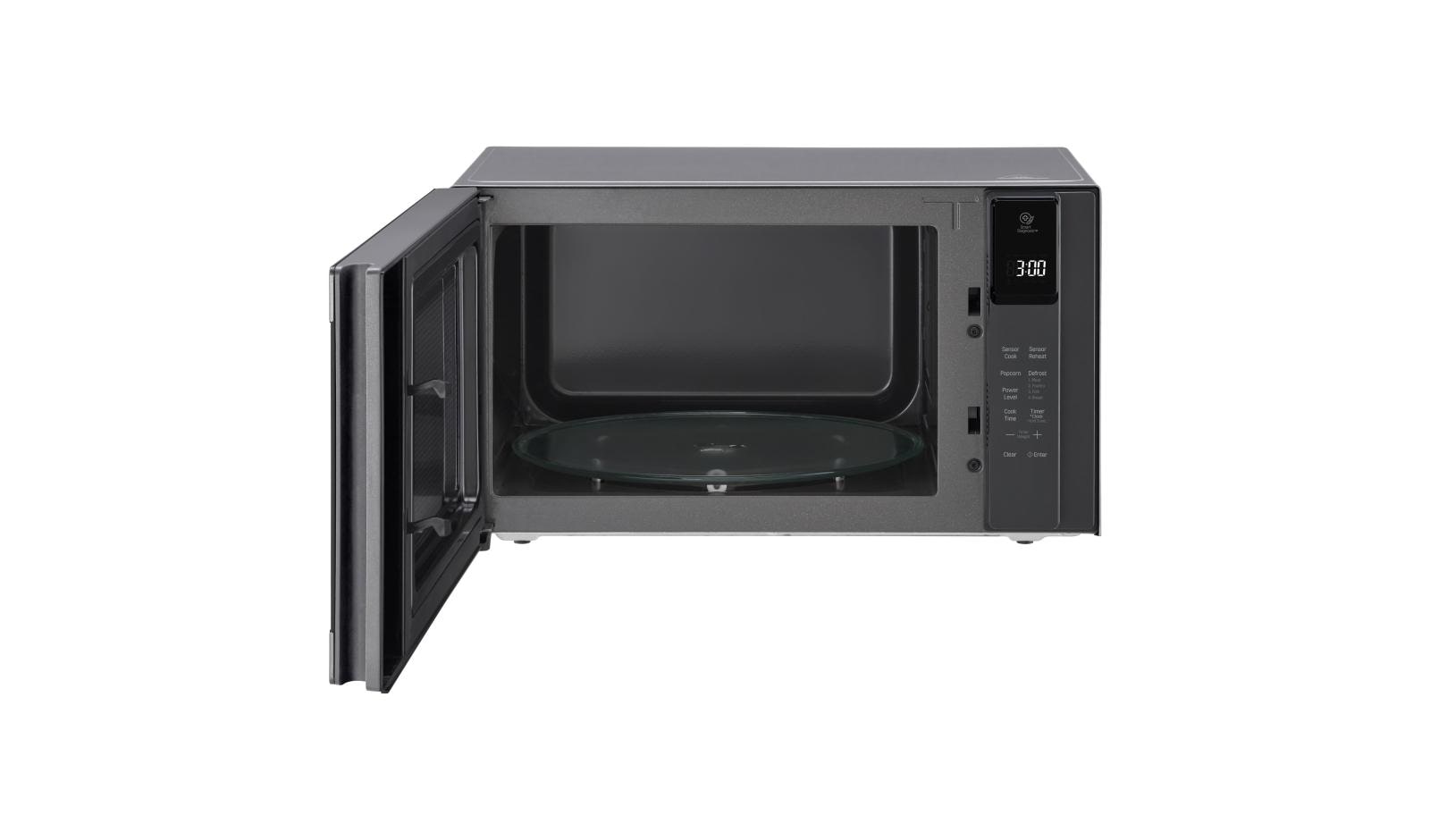 Lg 1.5 cu. ft. NeoChef™ Countertop Microwave with Smart Inverter and EasyClean®