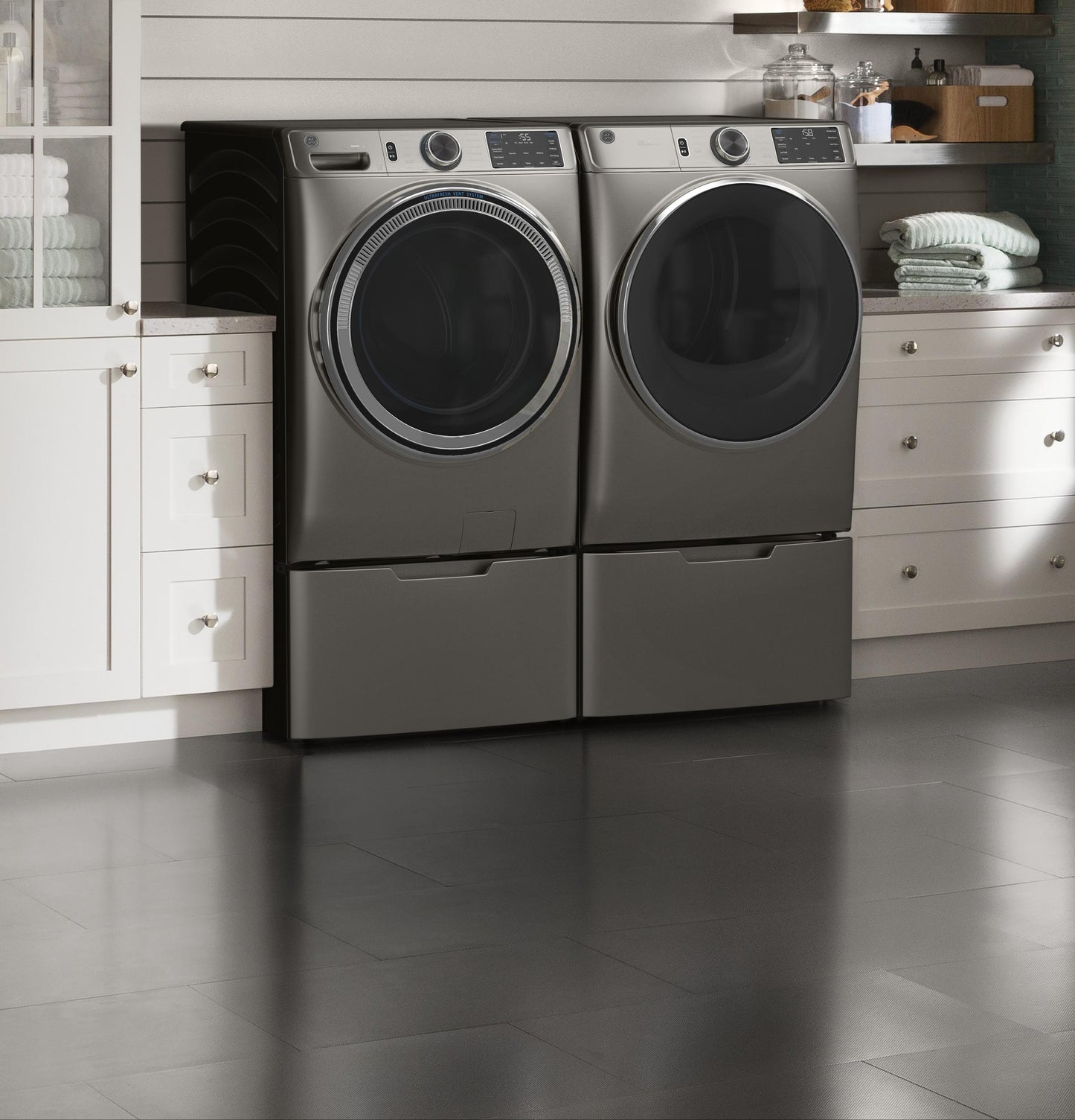 GE® 7.8 cu. ft. Capacity Smart Front Load Electric Dryer with Steam and Sanitize Cycle