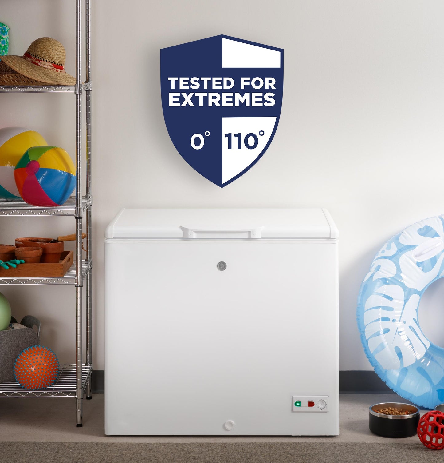 FCM9SRWW GE 8.8 Cu. Ft. Manual Defrost Chest Freezer