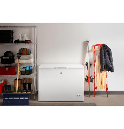 FCM11SRWW GE® 10.7 Cu. Ft. Manual Defrost Chest Freezer