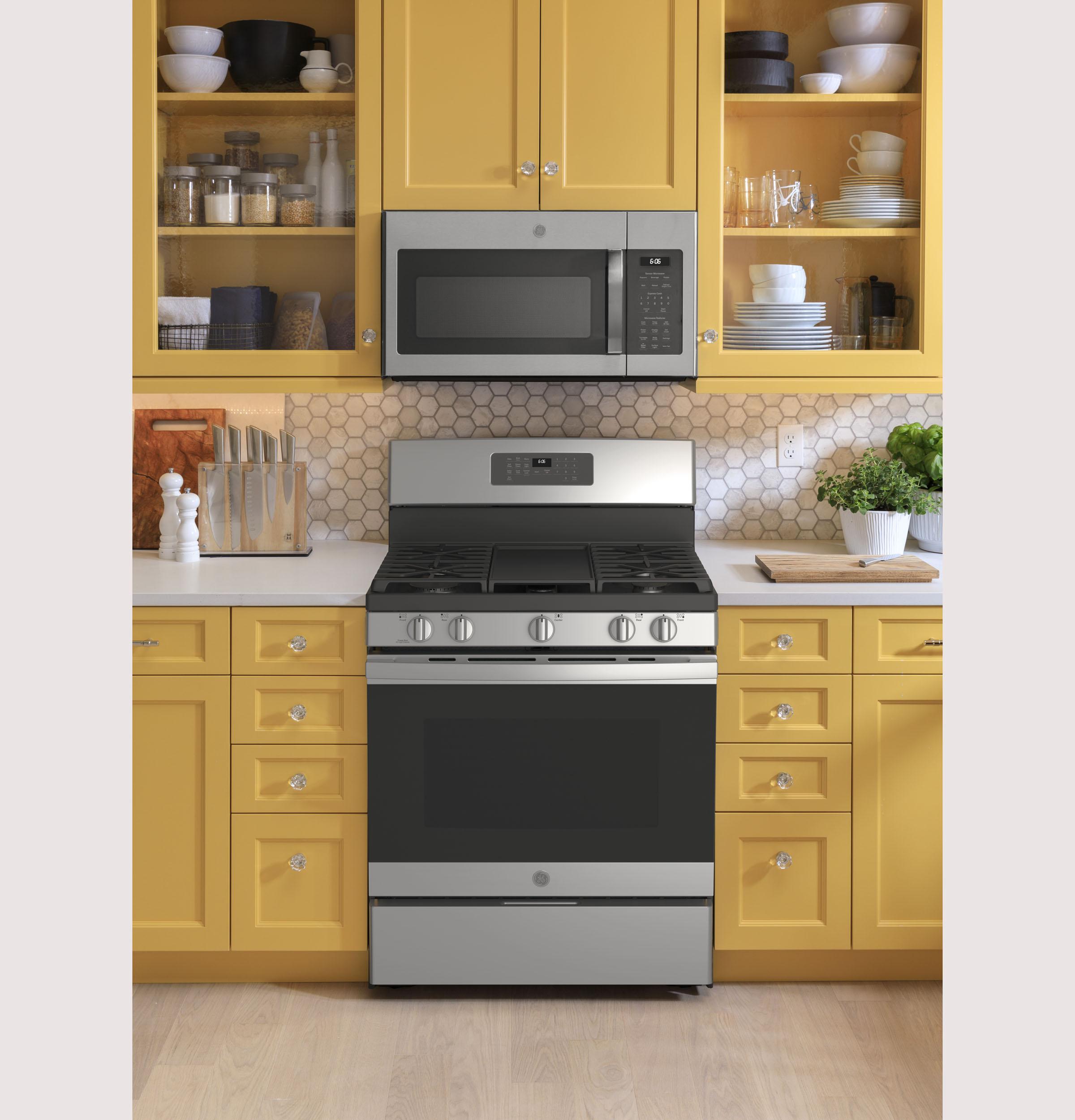 GE® 30" Free-Standing Gas Fingerprint Resistant Range