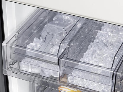Samsung RF29A967512 Bespoke 4-Door Flex™ Refrigerator (29 cu. ft.) in White Glass