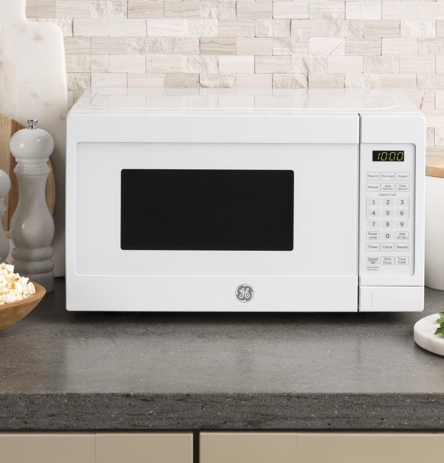 GE® 0.7 Cu. Ft. Capacity Countertop Microwave Oven