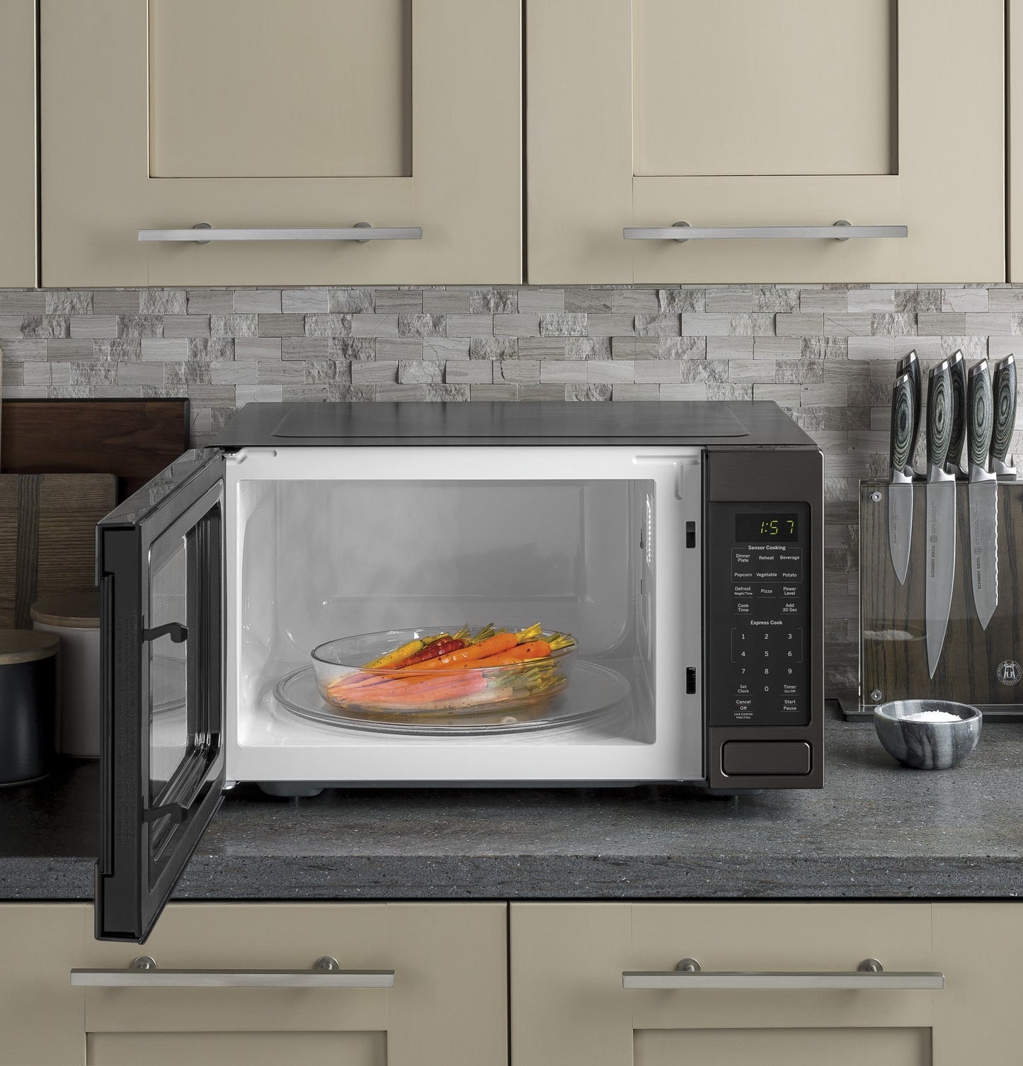 GE® 1.6 Cu. Ft. Countertop Microwave Oven