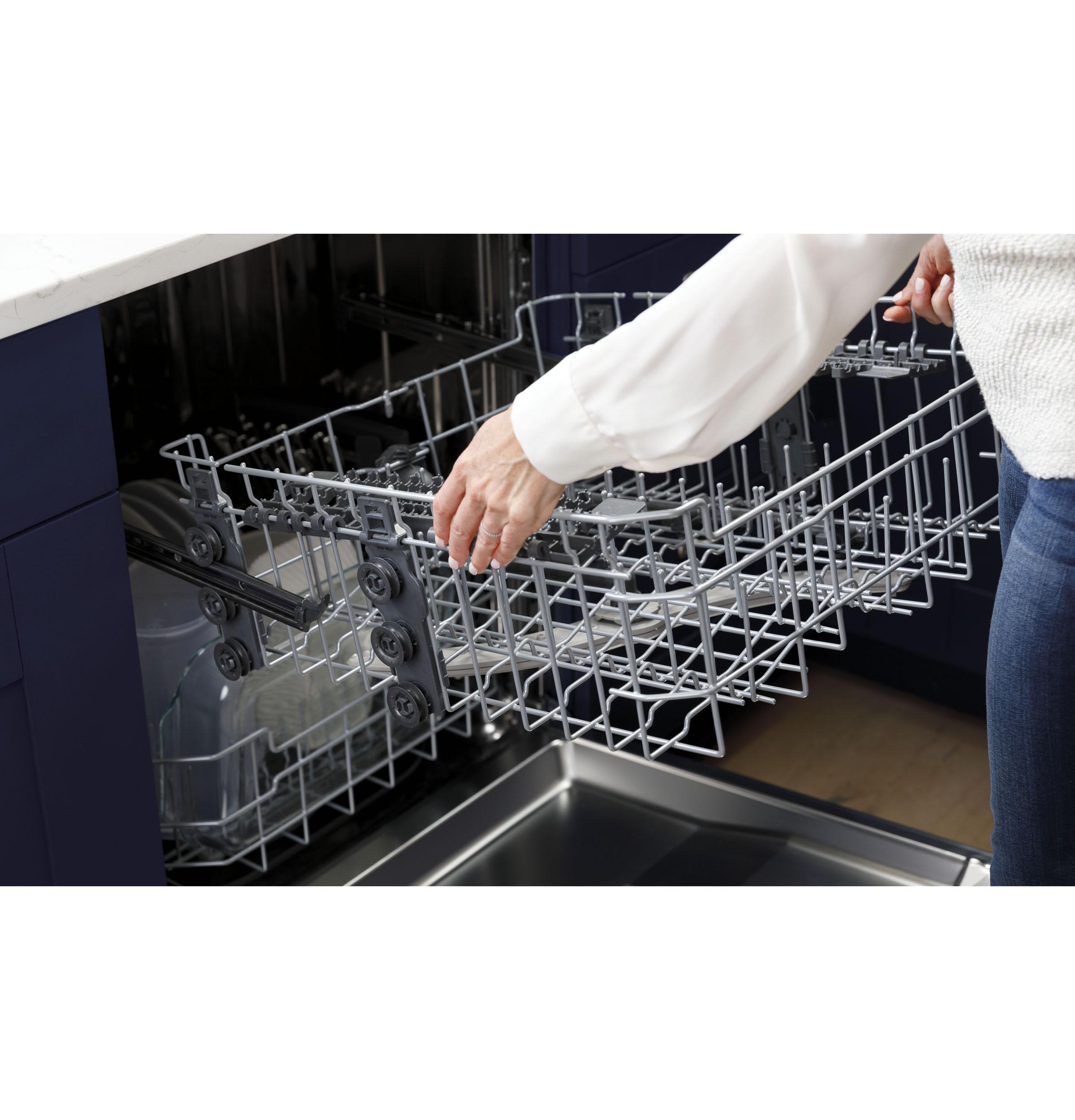 GDF550PGRBB GE® ENERGY STAR® Front Control with Plastic Interior Dishwasher with Sanitize Cycle & Dry Boost