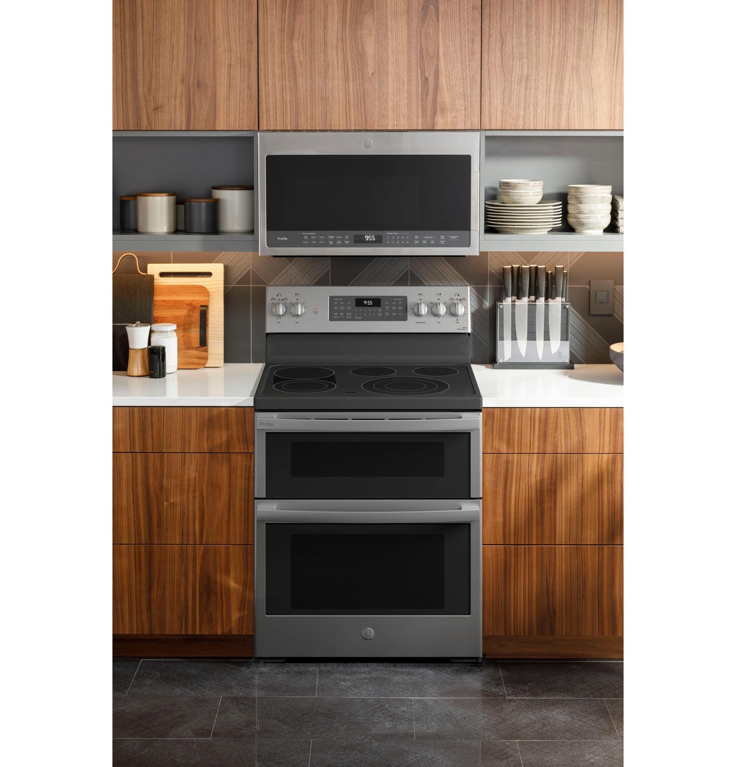 PB965YPFS GE Profile™ 30" Smart Free-Standing Electric Double Oven Convection Range with No Preheat Air Fry