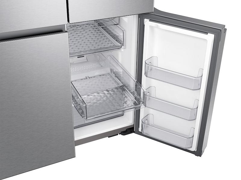 Samsung 29 cu. ft. Smart 4-Door Flex™ Refrigerator with Family Hub™ and Beverage Center in Stainless Steel