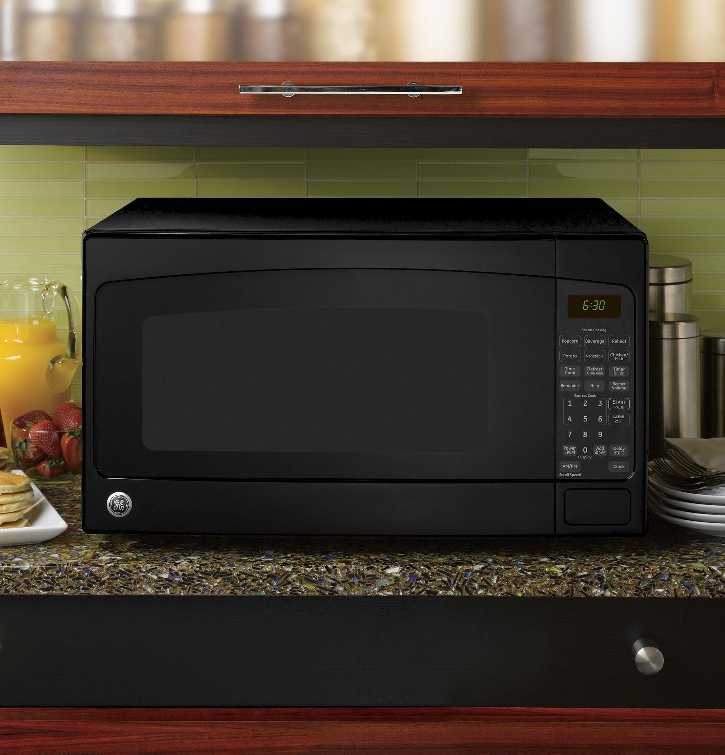 JES2051DNBB GE® 2.0 Cu. Ft. Capacity Countertop Microwave Oven