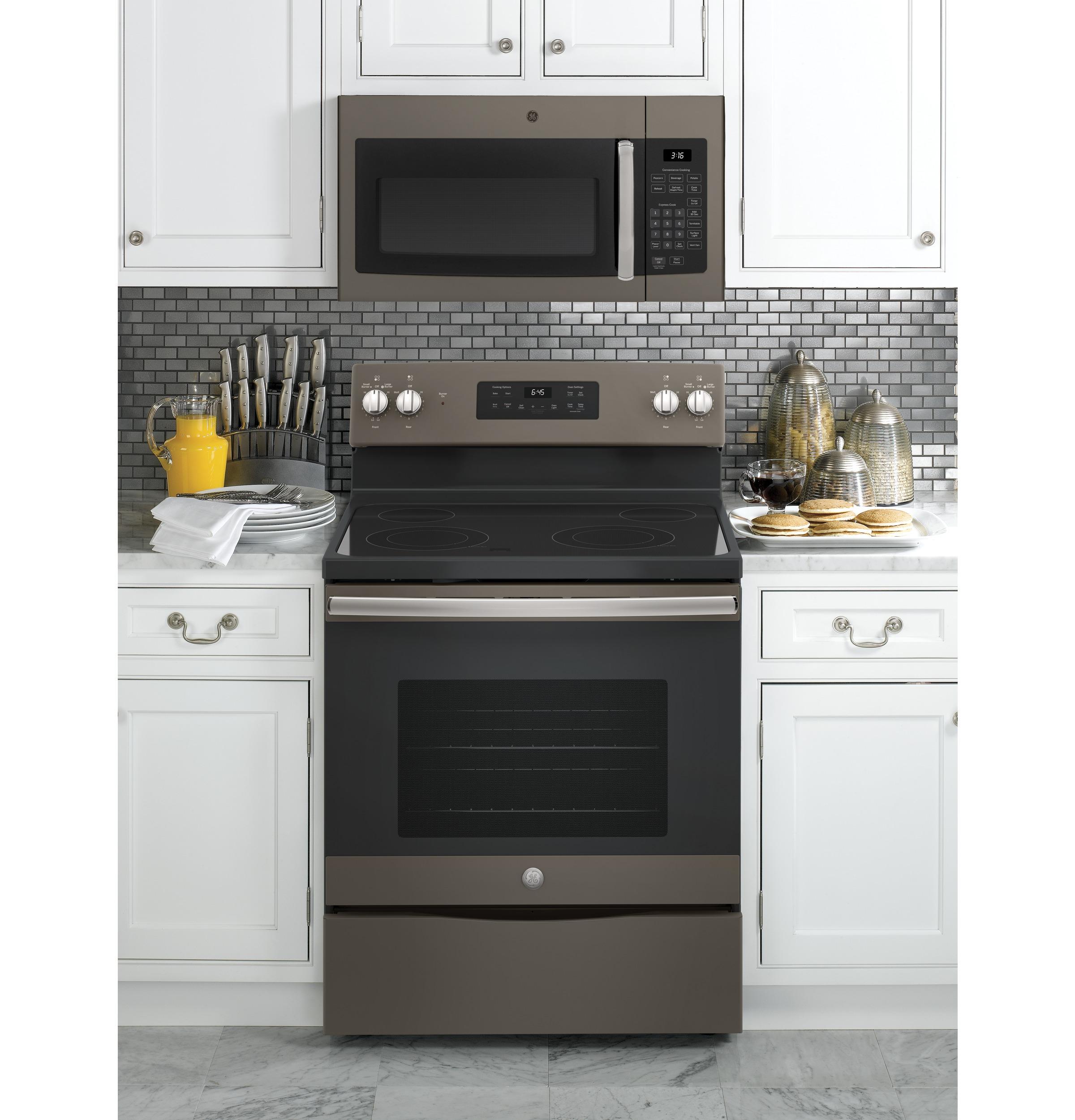 GE® 30" Free-Standing Electric Range