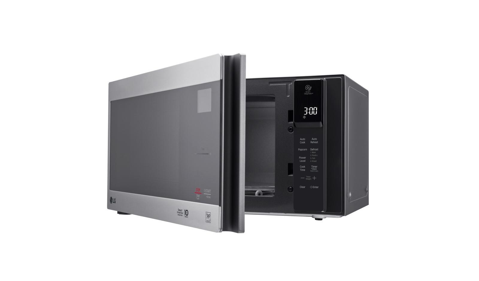 Lg 0.9 cu. ft. NeoChef™ Countertop Microwave with Smart Inverter and EasyClean®