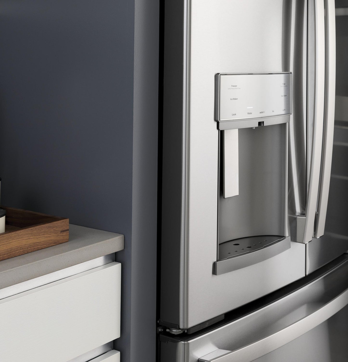 PYE22KYNFS GE Profile™ ENERGY STAR® 22.1 Cu. Ft. Counter-Depth Fingerprint Resistant French-Door Refrigerator with Hands-Free AutoFill
