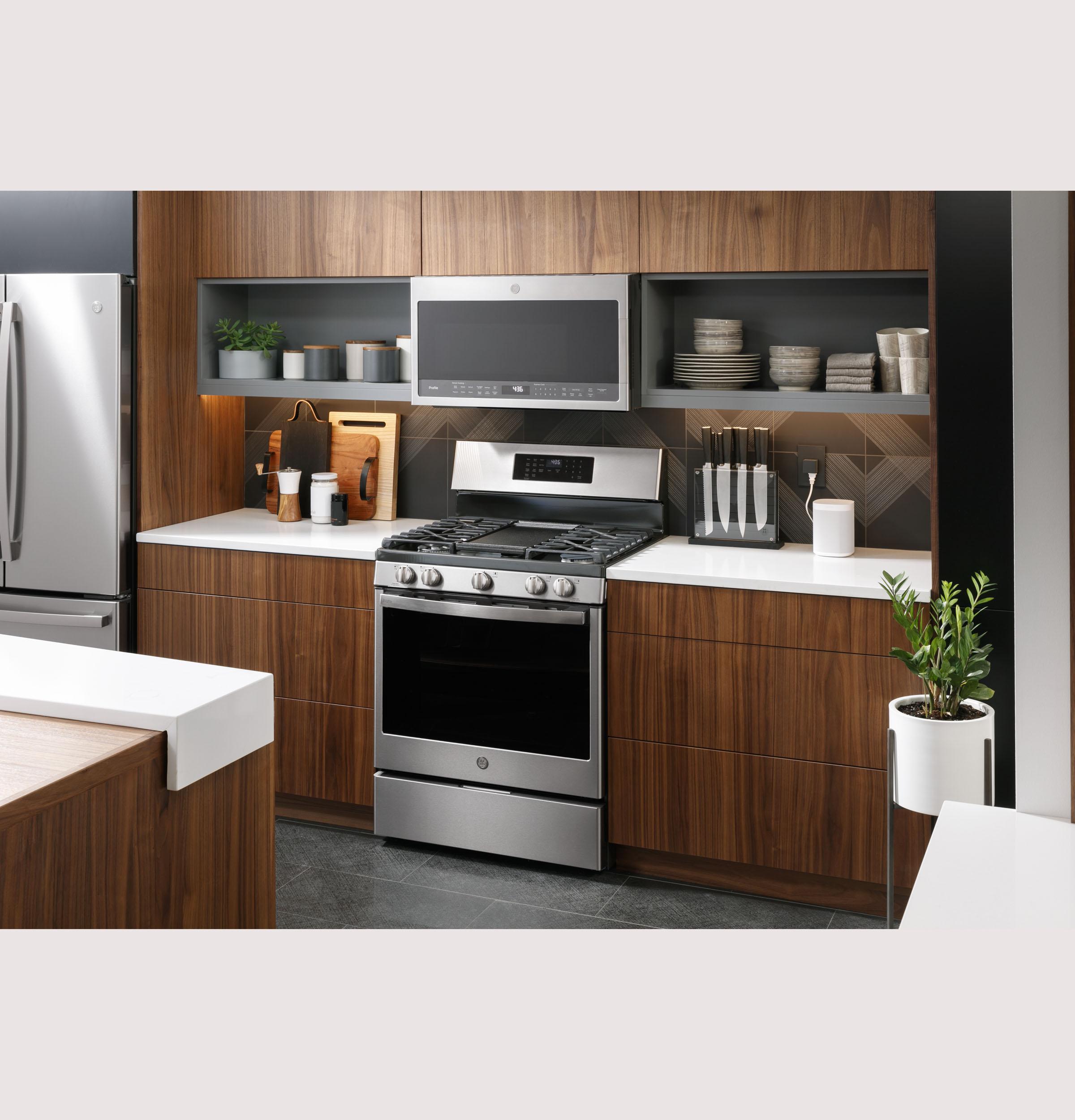 PGB935YPFS GE Profile™ Smart 30" Free-Standing Self Clean Gas Fingerprint Resistant Range with No Preheat Air Fry