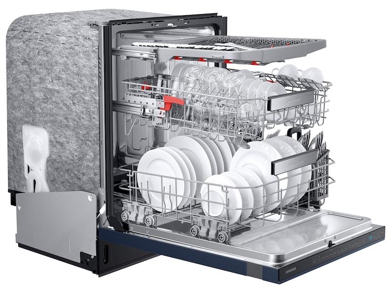 Samsung Bespoke AutoRelease 39dBA Dishwasher with Linear Wash in Fingerprint Resistant Navy Steel