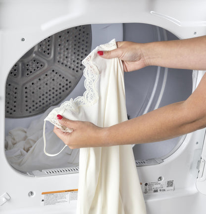 GE® 7.4 cu. ft. Capacity aluminized alloy drum Electric Dryer with Sensor Dry